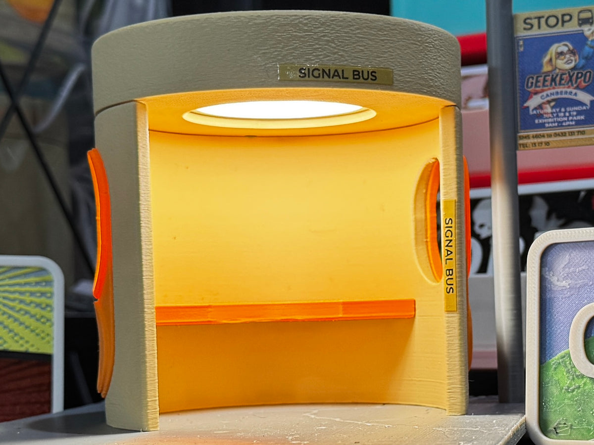 Canberra Bus Shelter Lamp